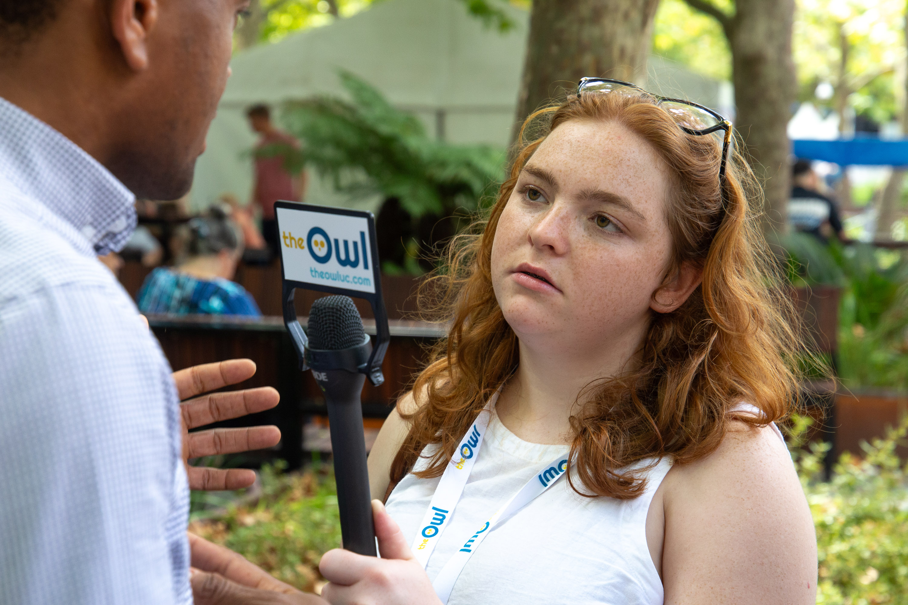 Molly interviewing a stallholder