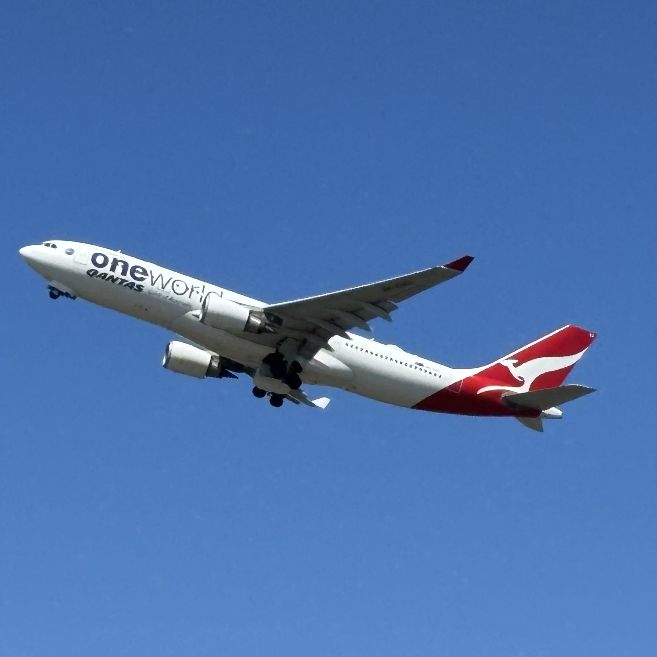 Airplane taking off, Qantas